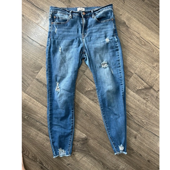 Nicole Miller Denim - Blue Denim Distressed Jeans